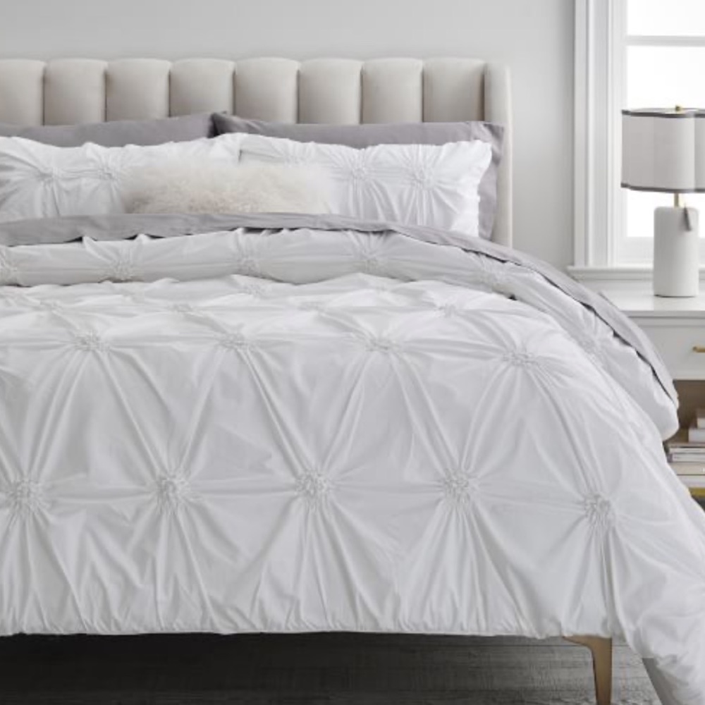 White Rosette Pottery Barn Teen Duvet Cover